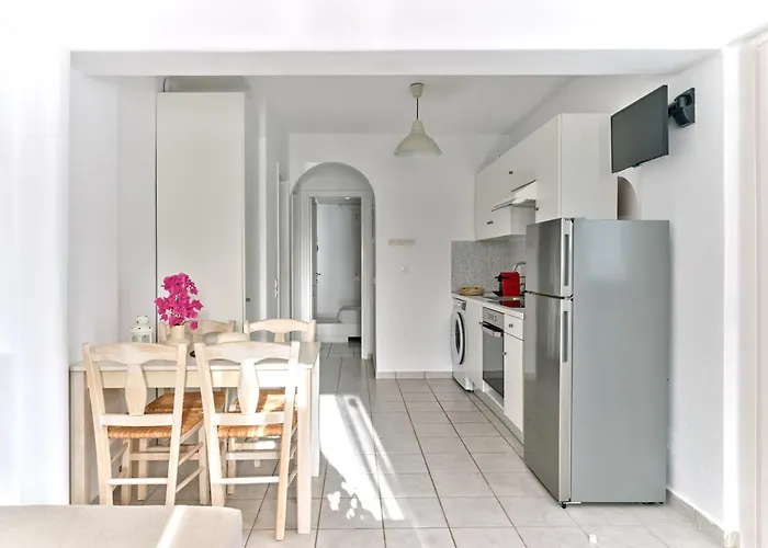 Cleopatra Seaside Homes, Logaras, Paros 公寓