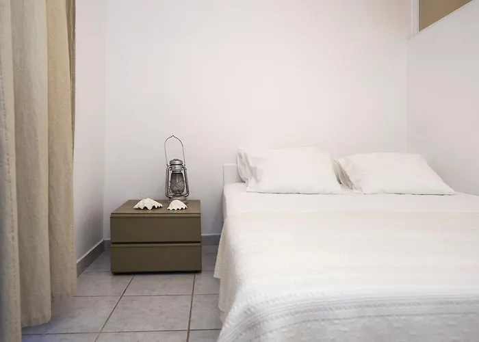 Cleopatra Seaside Homes, Logaras, Paros