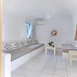Cleopatra Seaside Homes, Logaras, Paros
