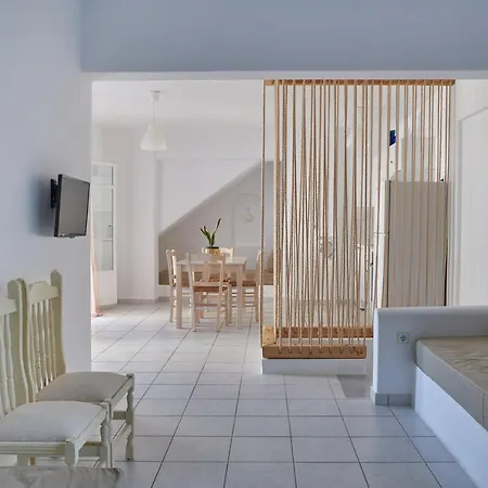 Cleopatra Seaside Homes, Logaras, Paros Apartamento *