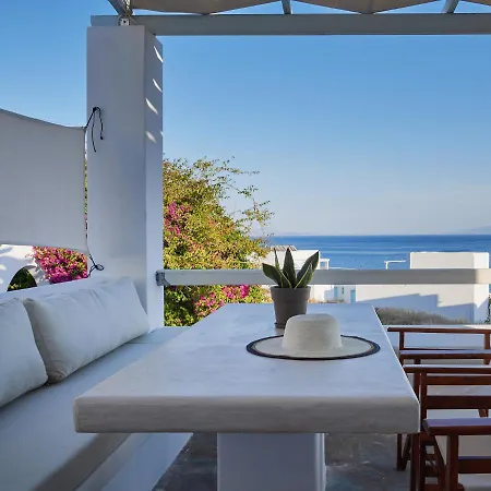 Cleopatra Seaside Homes, Logaras, Paros