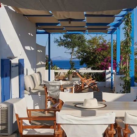 Cleopatra Seaside Homes, Logaras, Paros * Πίσω Λιβάδι