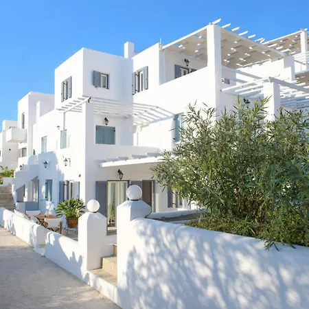 Cleopatra Seaside Homes, Logaras, Paros Πίσω Λιβάδι