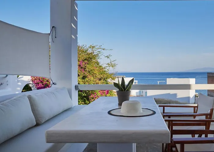 Cleopatra Seaside Homes, Logaras, Paros